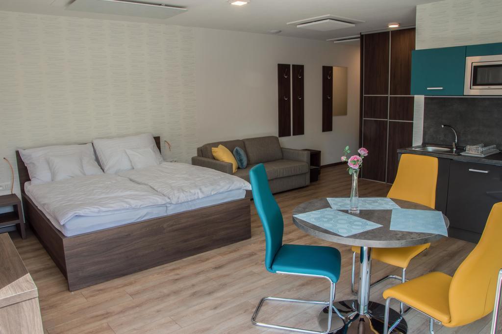 Apartmanovy Dom Krivan Bešeňová エクステリア 写真