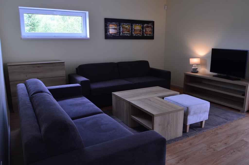 Apartmanovy Dom Krivan Bešeňová エクステリア 写真