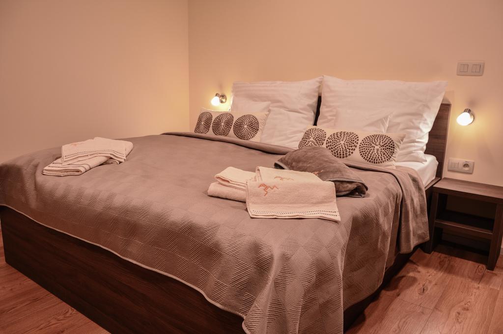Apartmanovy Dom Krivan Bešeňová エクステリア 写真