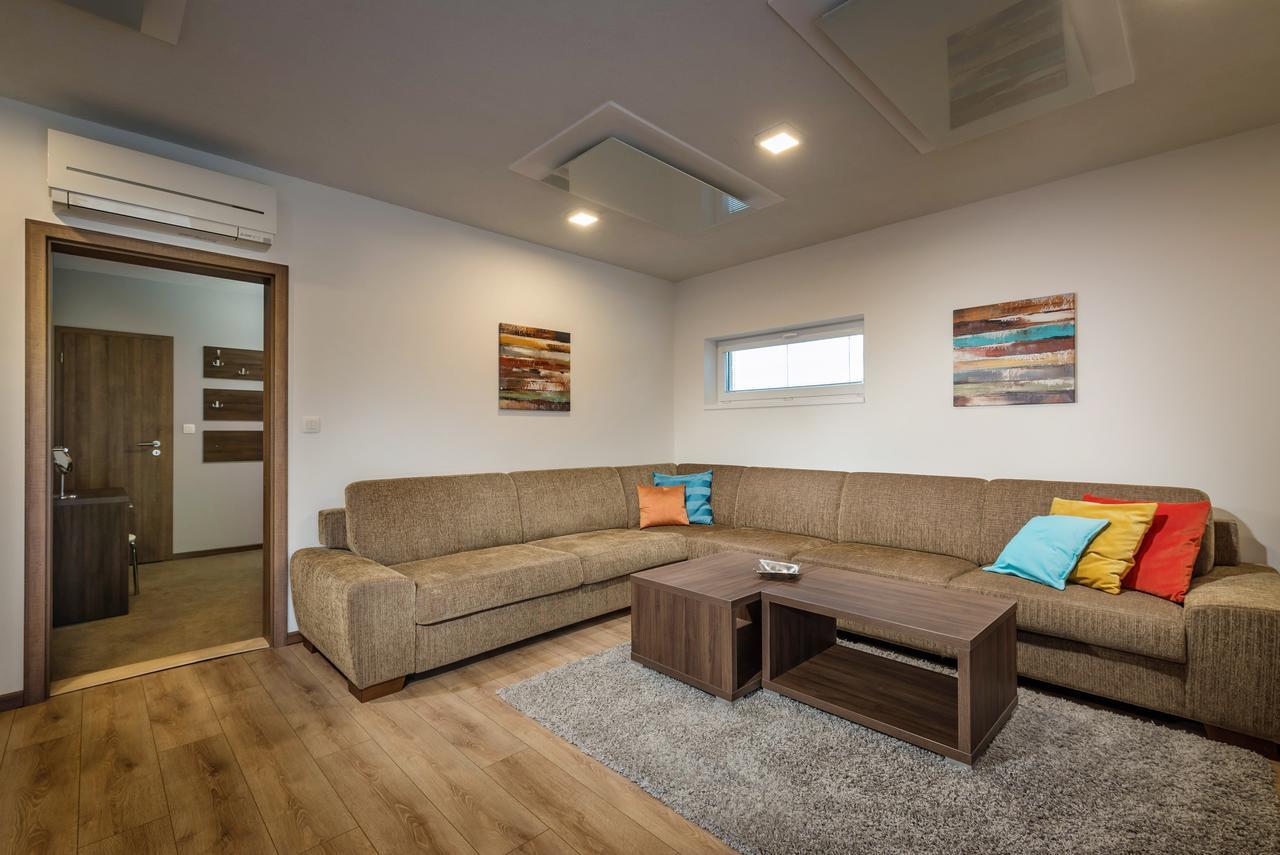 Apartmanovy Dom Krivan Bešeňová エクステリア 写真