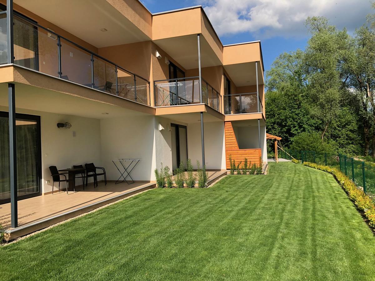 Apartmanovy Dom Krivan Bešeňová エクステリア 写真